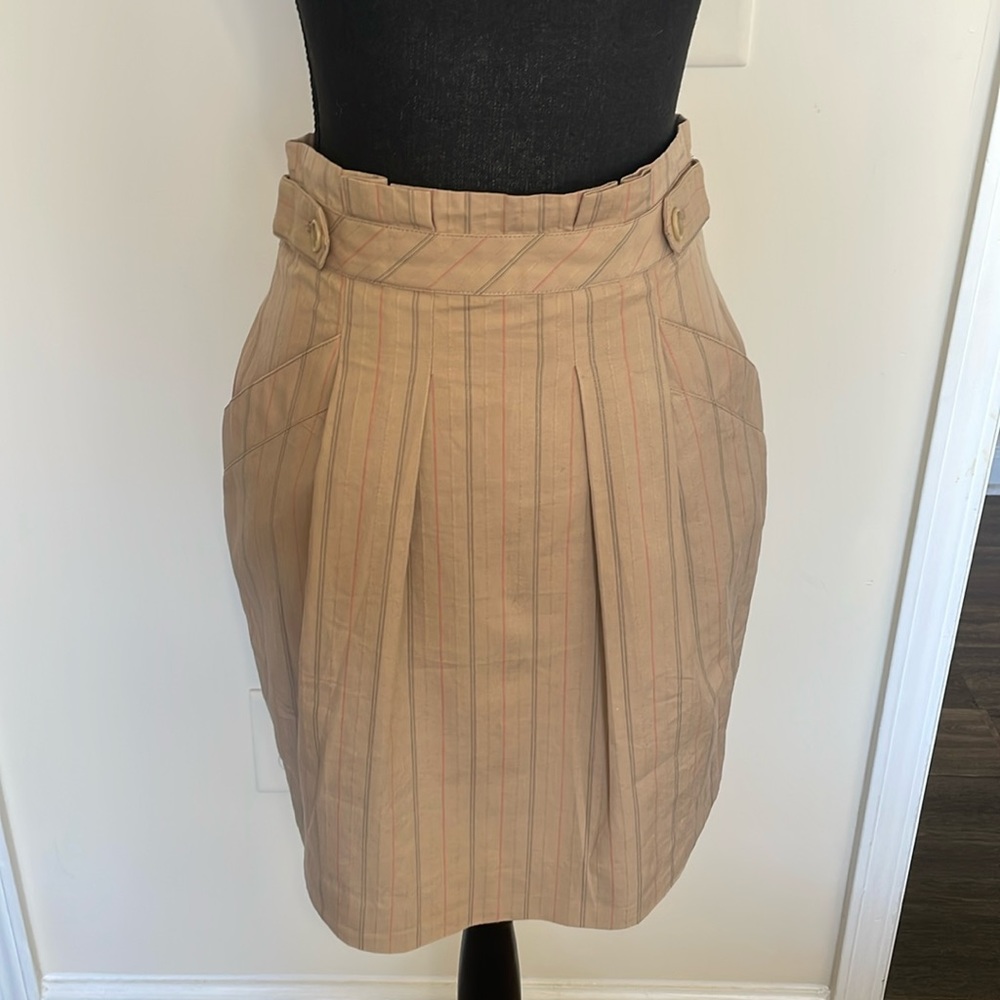 Vintage BCBG MAXAZRIA High Waisted Pleated Skirt Size 4 EUC